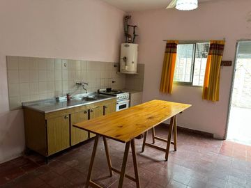 VENTA CASA+GALPON+DEPTO APTO COMERCIO VILLA RETIRO