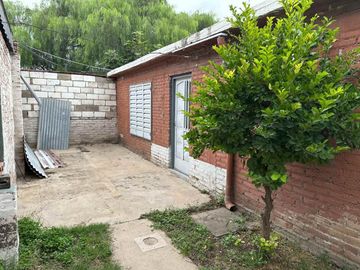 VENTA CASA+GALPON+DEPTO APTO COMERCIO VILLA RETIRO