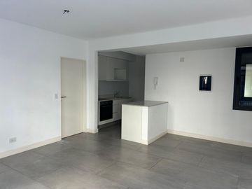 VENTA DOS AMBIENTES SAAVEDRA