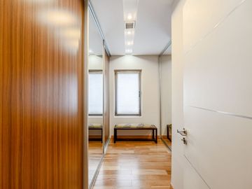 Casa en Alquiler 6 ambientes en Barrio Septiembre