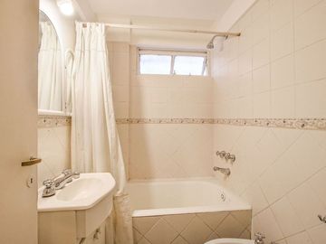 Venta Dpto 1 Amb dividido  + Patio  Palermo Chico