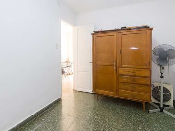 VENTA casa patio terraza y parrilla