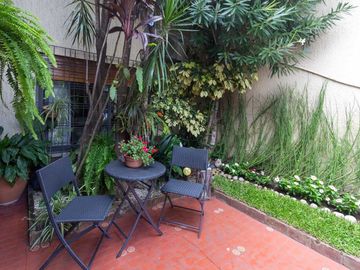 VENTA casa patio terraza y parrilla