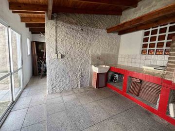 PH 3 Amb con PATIO Y QUINCHO- Villa Ballester