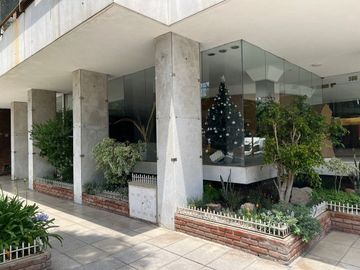 DEPARTAMENTO 5 AMBIENTES VENTA LOMAS COCHERA