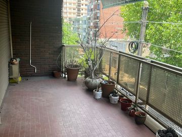 DEPARTAMENTO 5 AMBIENTES VENTA LOMAS COCHERA