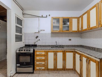 CASA DUPLEX 3 AMB EN VENTA CON PARRILLA POMPEYA