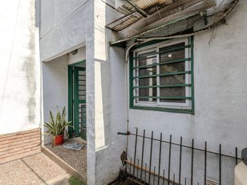 CASA DUPLEX 3 AMB EN VENTA CON PARRILLA POMPEYA