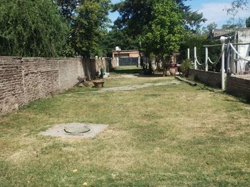 LOTE CON MEJORAS - LIBERTAD. MERLO