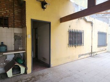 VENTA CASA 4 AMB VILLA TESEI CON JARDIN Y GARAGE