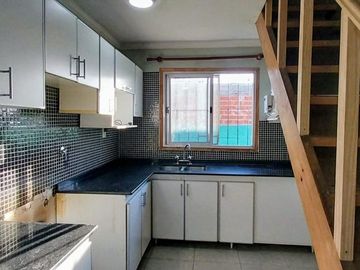 CASA EN MORENO VENTA 2 DORMITORIOS+ JARDIN+COCHERA
