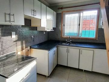 CASA EN MORENO VENTA 2 DORMITORIOS+ JARDIN+COCHERA