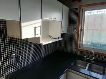 CASA EN MORENO VENTA 2 DORMITORIOS+ JARDIN+COCHERA