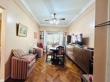 VENTA TRES AMBIENTES CON BALCÓN COCHERA SAAVEDRA
