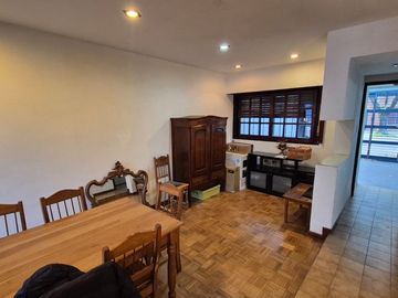 CASA EN VENTA LA PLATA 2 DORMITORIOS PARQUE