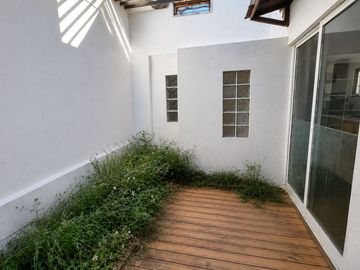 CASA EN VENTA LA PLATA 2 DORMITORIOS PARQUE