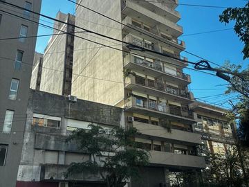 MONOAMBIENTE EN VENTA LA PLATA CENTRO FRENTE 36 M2