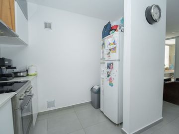 CASA EN VENTA LA PLATA 3 DORMITORIOS AMPLIO PARQUE