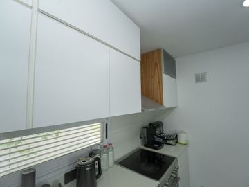 CASA EN VENTA LA PLATA 3 DORMITORIOS AMPLIO PARQUE