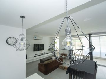 CASA EN VENTA LA PLATA 3 DORMITORIOS AMPLIO PARQUE