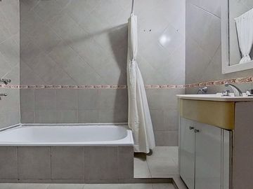 DUPLEX VENTA QUILMES OESTE 5 AMBIENTES PARQUE