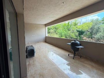 HERMOSA CASA EN SIERRA ALTA 9o. SECTOR