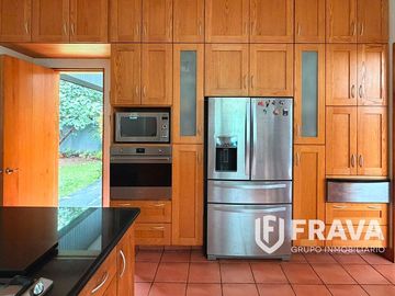 CASA EN VENTA EN SAN MIGUEL DE LA CAÑADA