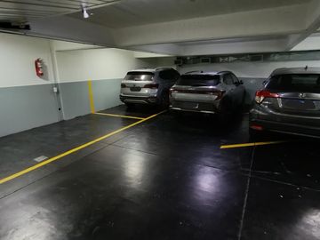 Alquiler Departamento 6 ambientes 5 baños Totem Vigilancia 2 Cochera Parrilla Patio Palermo Soho