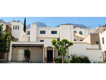 Excelente Casa 1 Planta  Cumbres Elite Frente Parque 2 Do Sec $ 7.3 M