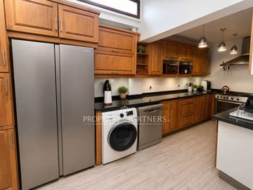 Casa con Gran Terreno en Exclusivo Sector de San Miguel