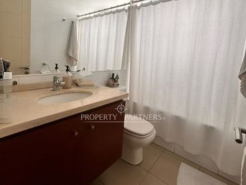 Se vende departamento en sector residencial poniente con amplios espacios, finas terminaciones y hermosa vista