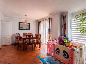 Casa en venta en sector residencial de Peñuelas
