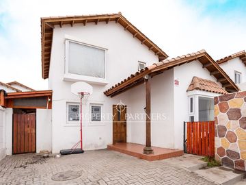 Casa en venta en sector residencial de Peñuelas