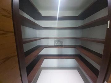 Casa en venta abajo del precio del avalúo