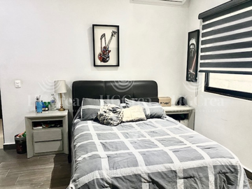 CASA EN VENTA EN VALLE PONIENTE
