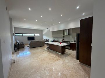 CASA EN VENTA SIERRA ALTA 9o. SECTOR, CARRETERA NACIONAL