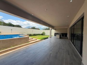 CASA EN VENTA SIERRA ALTA 9o. SECTOR, CARRETERA NACIONAL