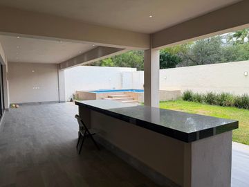 CASA EN VENTA SIERRA ALTA 9o. SECTOR, CARRETERA NACIONAL