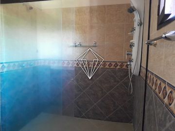 Arriendo espectacular finca en Llanogrande