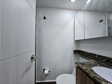 Apartamento en venta en La Loma de los Bernal
