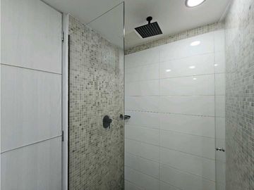 Apartamento en venta en La Loma de los Bernal