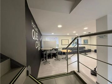 vendo Edificio de Oficinas