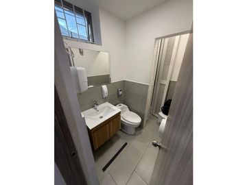 vendo Edificio de Oficinas