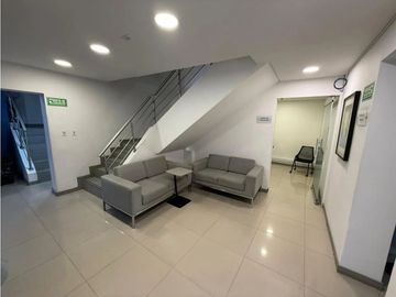 vendo Edificio de Oficinas