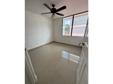 VENDO o ALQUILO APARTAMENTO PH TORRE DEL SOL II,