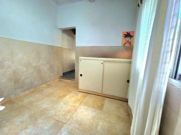 CASA PH PB FRENTE 4 DORM 8 AMB GRAN PATIO SAAVEDRA