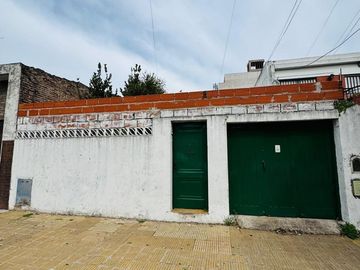 VENTA LOTE EXCELENTES MEDIDAS EN MONTE CASTRO