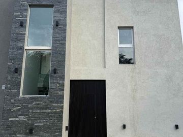 Casa en Venta al rio en Barrio Náutico San Juan