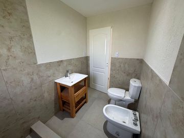 VENTA CASA 4 AMBIENTES EN SAN RAMON PILAR DEL ESTE