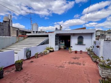 VENTA PH 4 AMBIENTES CON TERRAZA Y PARRILLA